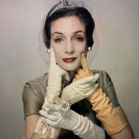 Vintage Sarah Coventry Four Strand Chain Necklace - Picture 6 of 9